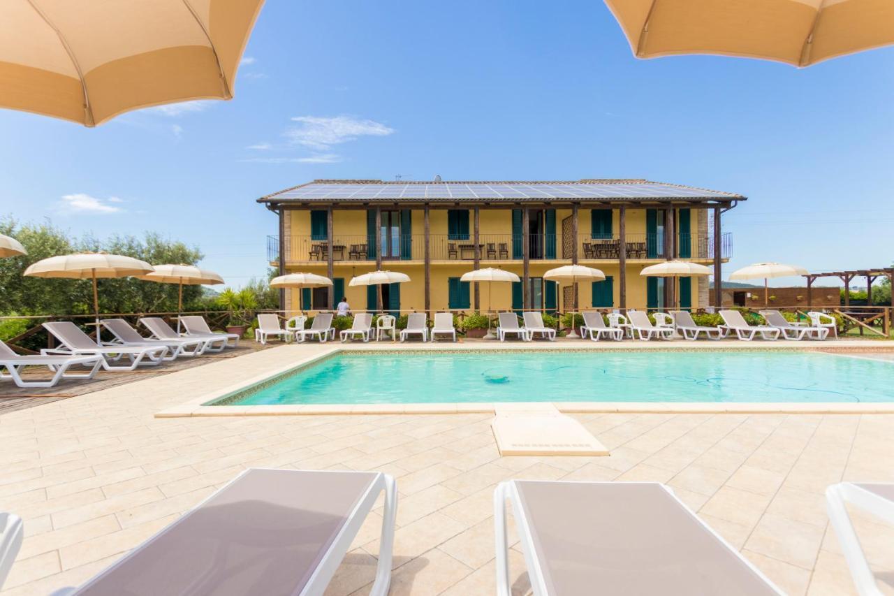 Casale Del Conero Aparthotel Porto Recanati Exteriör bild