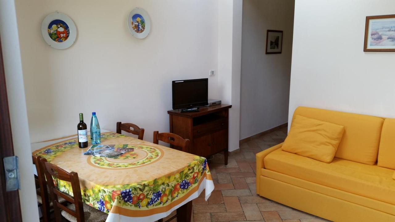 Casale Del Conero Aparthotel Porto Recanati Exteriör bild