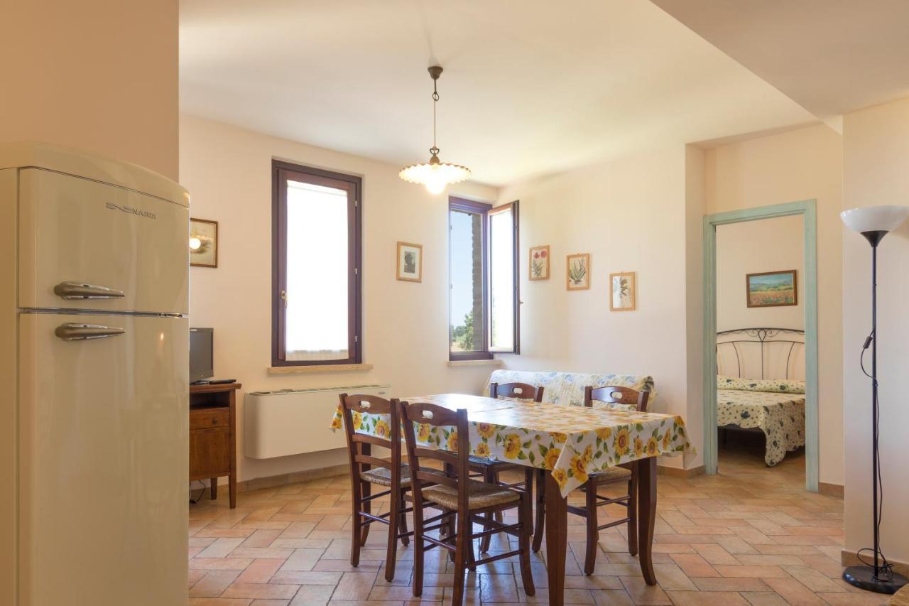 Casale Del Conero Aparthotel Porto Recanati Exteriör bild