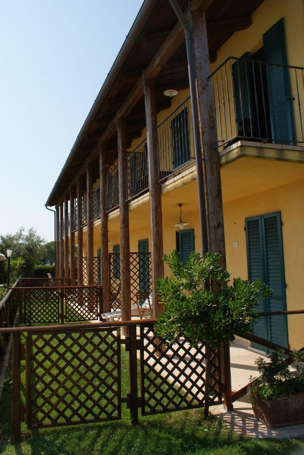 Casale Del Conero Aparthotel Porto Recanati Exteriör bild