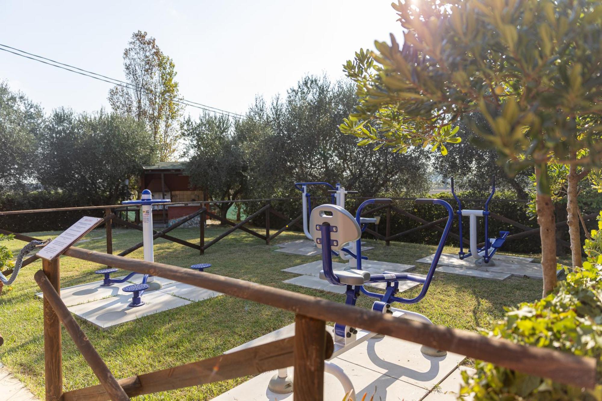 Casale Del Conero Aparthotel Porto Recanati Exteriör bild