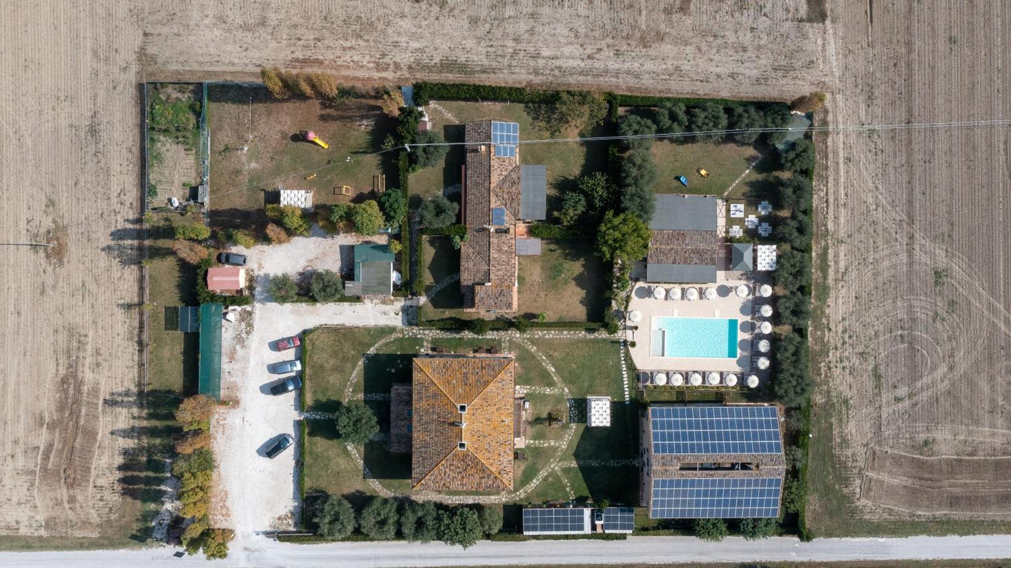 Casale Del Conero Aparthotel Porto Recanati Exteriör bild