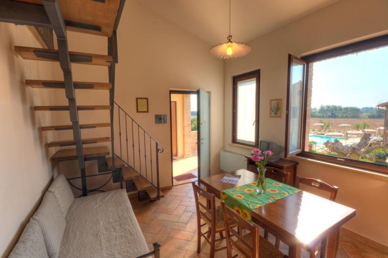 Casale Del Conero Aparthotel Porto Recanati Exteriör bild